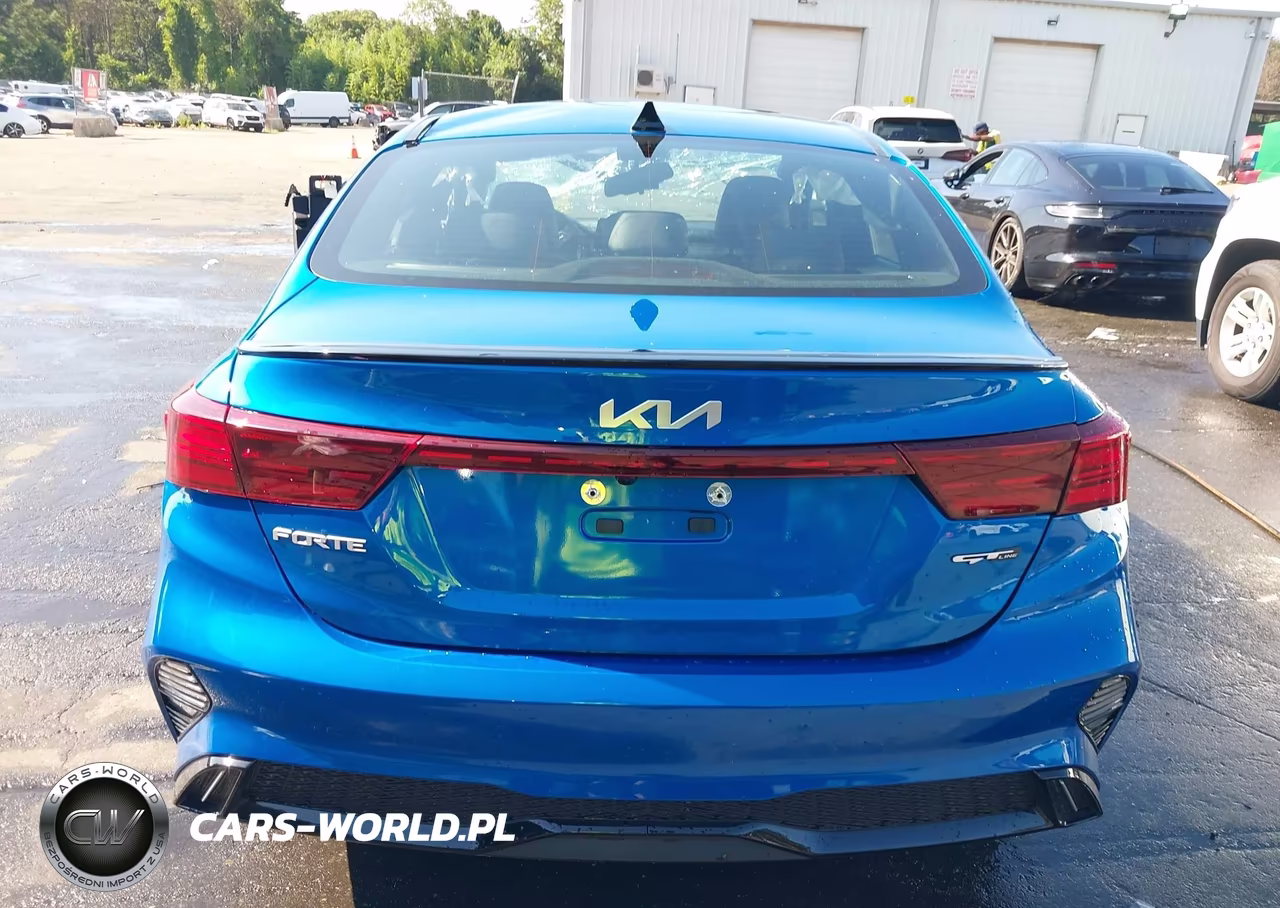 2022 Kia Forte Gt-Line VIN:3KPF54AD7NE469086 - 16