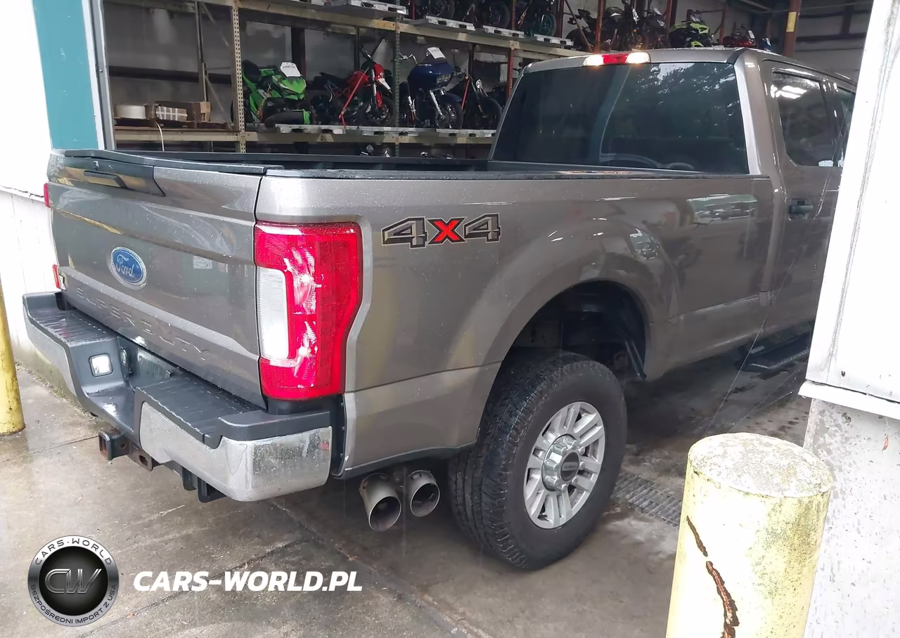 2019 Ford F-250 Xlt VIN:1FT7W2BT4KEE47520 - 4