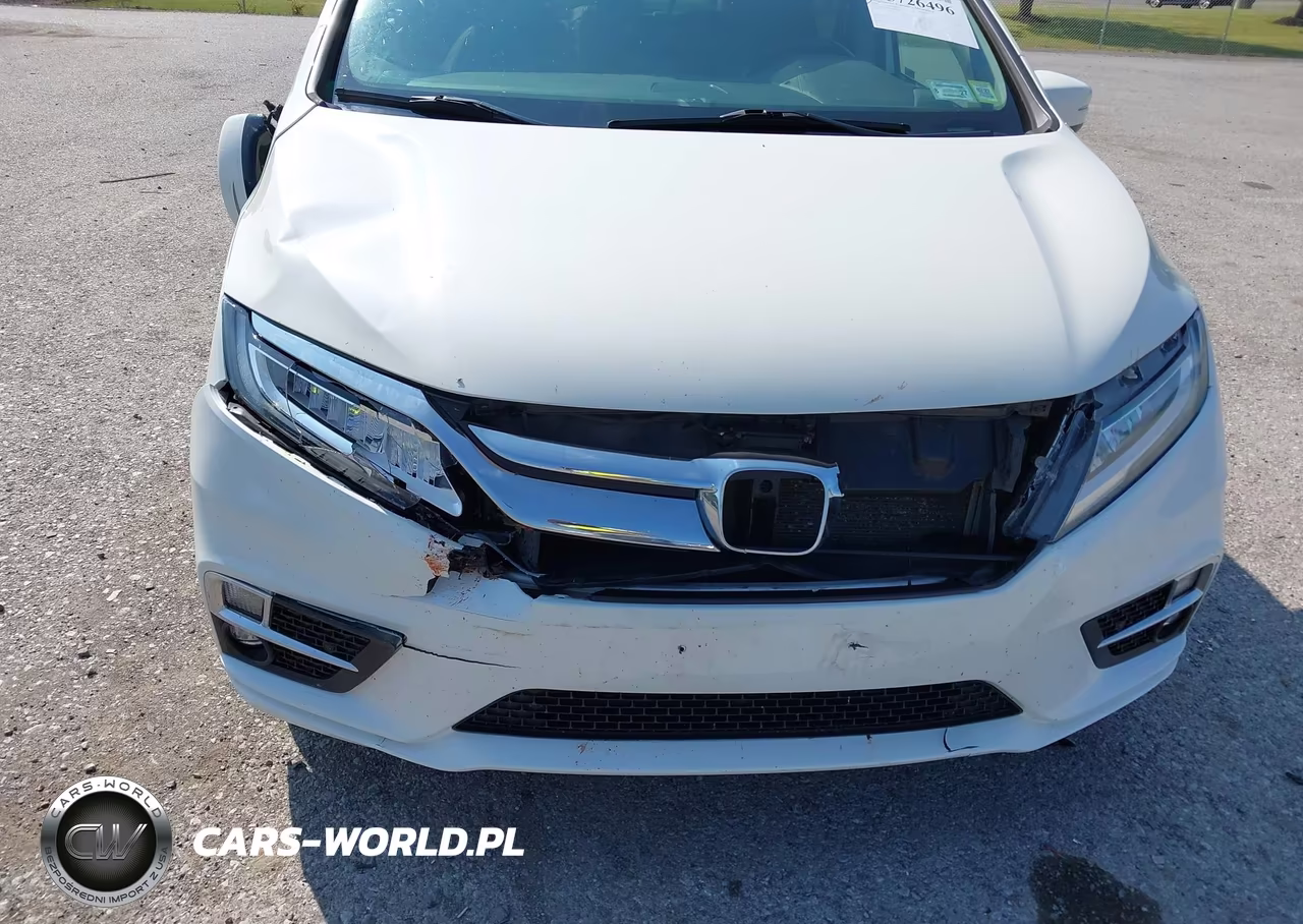 2018 Honda Odyssey Elite VIN:5FNRL6H97JB099973 - 6