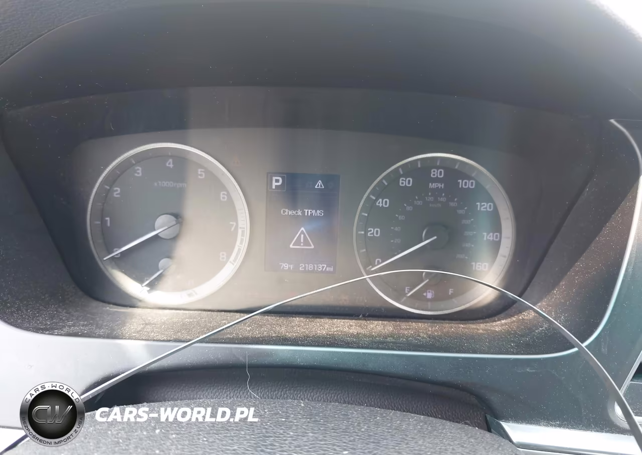 2016 Hyundai Sonata VIN:5NPE24AF3GH418818 - 7