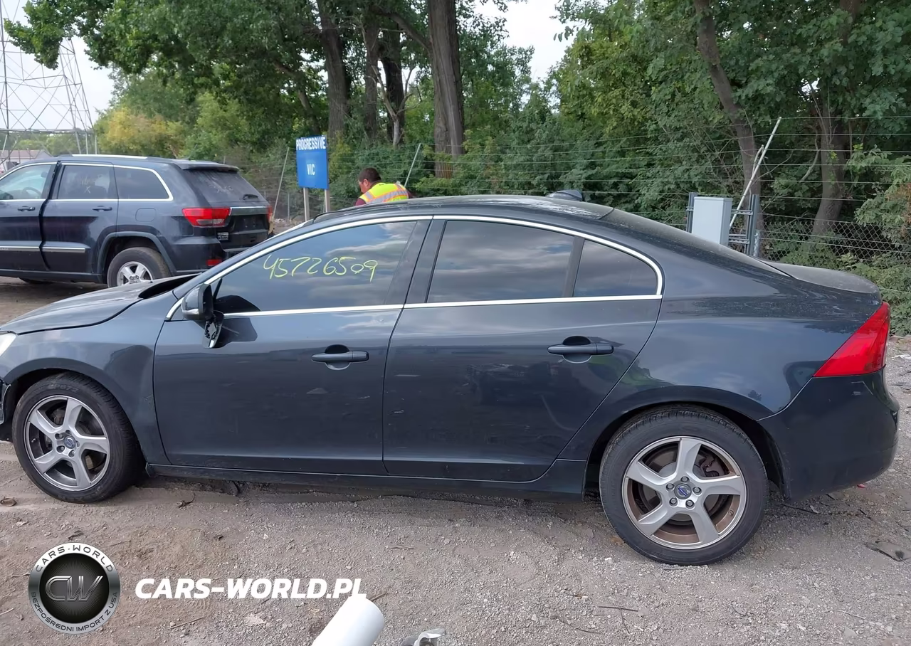 2012 Volvo S60 T5-T5 W-Moonroof VIN:YV1622FS4C2140807 - 15