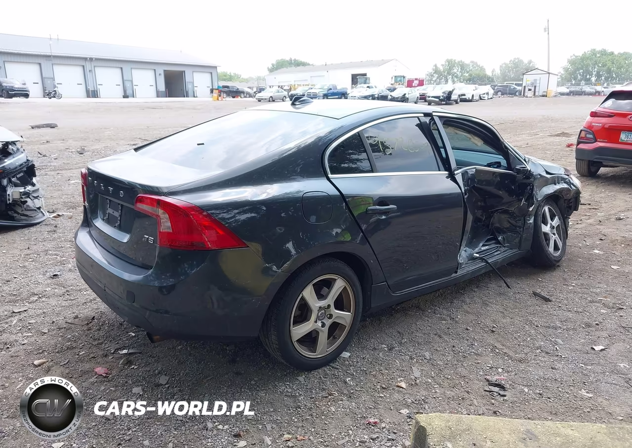 2012 Volvo S60 T5-T5 W-Moonroof VIN:YV1622FS4C2140807 - 4