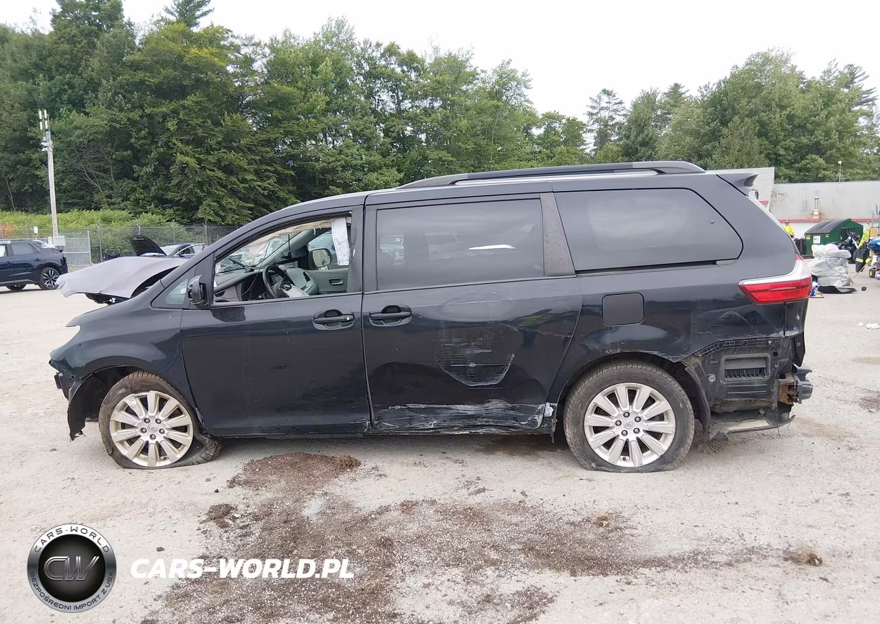 2015 Toyota Sienna Le 7 Passenger VIN:5TDJK3DC9FS111270 - 14