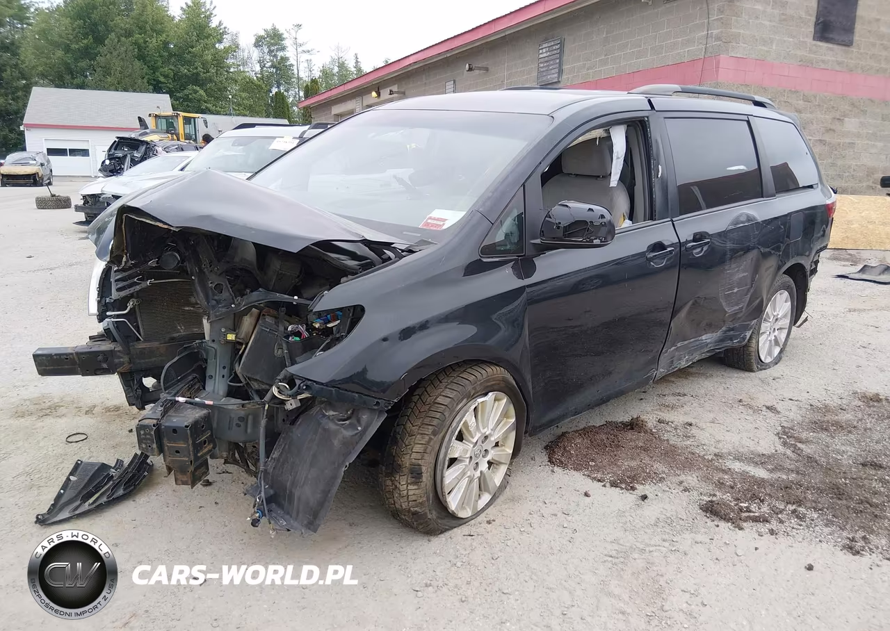 2015 Toyota Sienna Le 7 Passenger VIN:5TDJK3DC9FS111270 - 2