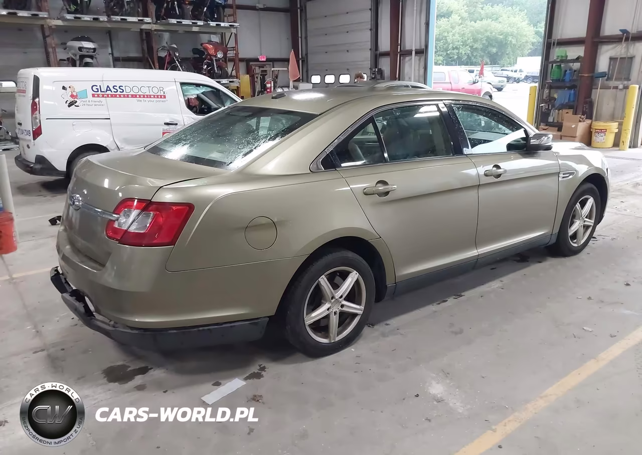 2012 Ford Taurus Limited VIN:1FAHP2FW3CG101556 - 4