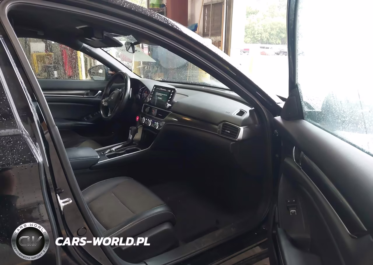 2018 Honda Accord Sport VIN:1HGCV1F38JA053712 - 5