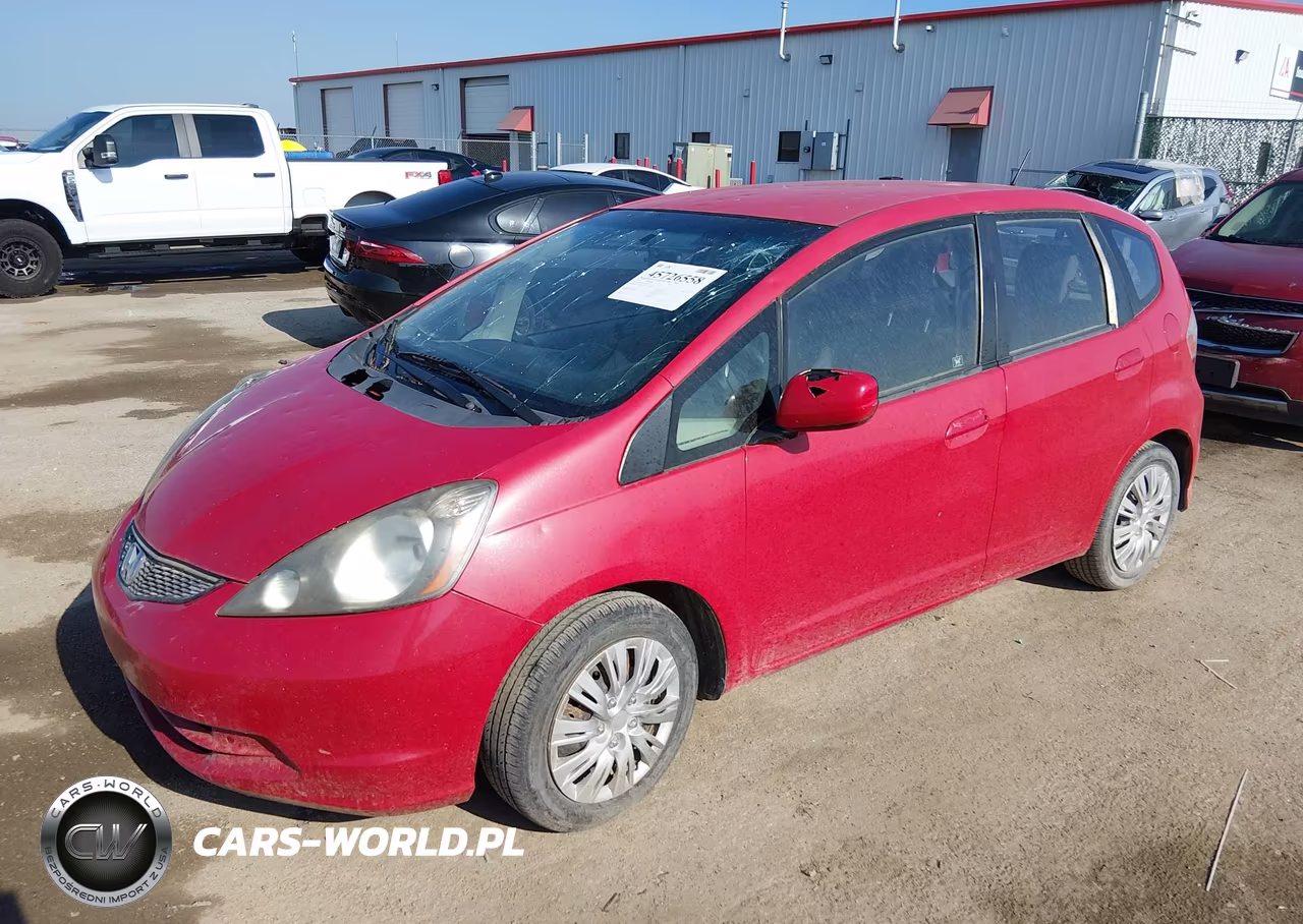 2013 Honda Fit VIN:JHMGE8G31DC056174 - 2