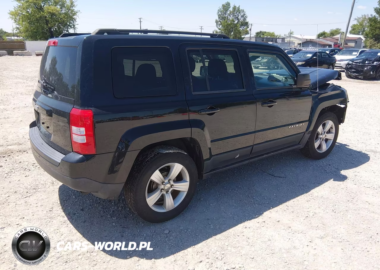 2013 Jeep Patriot Sport VIN:1C4NJPBB9DD231911 - 4