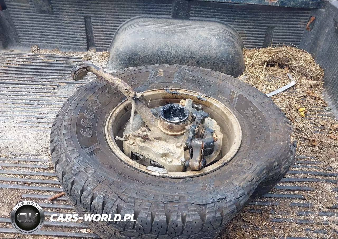 2002 Toyota Tacoma Base V6 VIN:5TEWN72N32Z898108 - 12