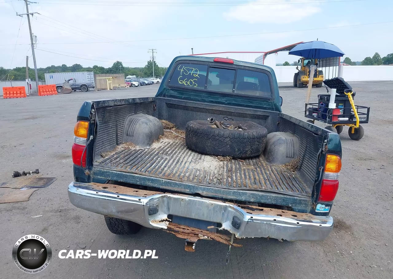 2002 Toyota Tacoma Base V6 VIN:5TEWN72N32Z898108 - 17