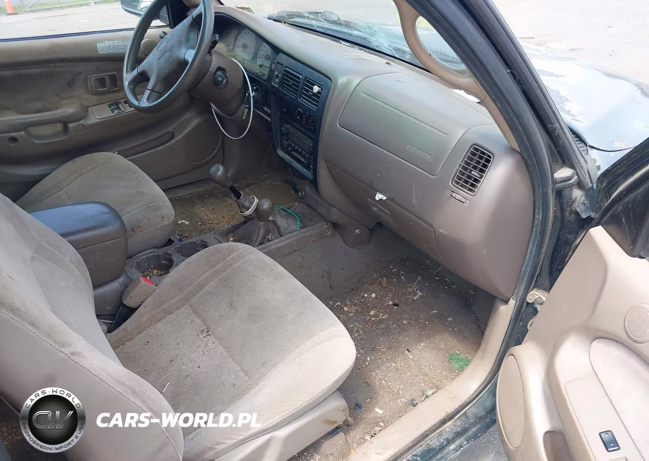 2002 Toyota Tacoma Base V6 VIN:5TEWN72N32Z898108 - 5