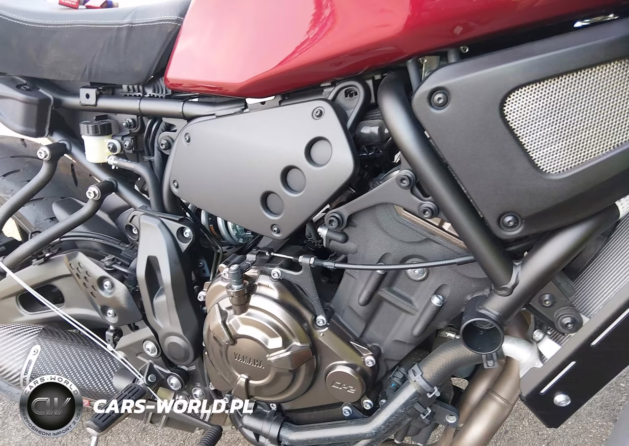 2018 Yamaha Xsr700 VIN:JYARM21E5JA000584 - 8