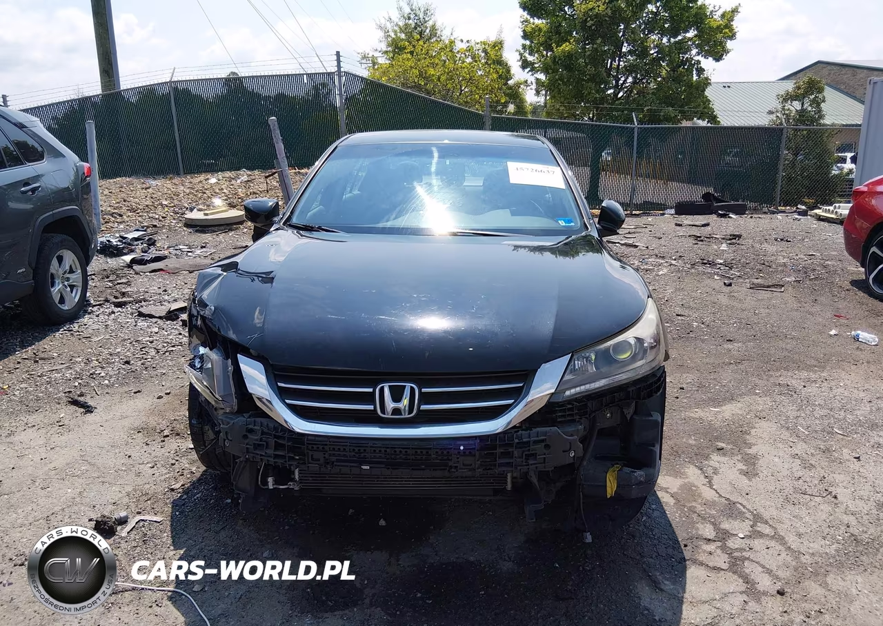 2015 Honda Accord Sport VIN:1HGCR2F52FA234193 - 13
