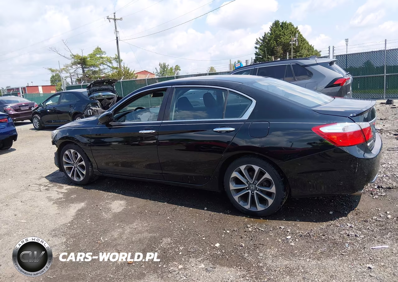 2015 Honda Accord Sport VIN:1HGCR2F52FA234193 - 15