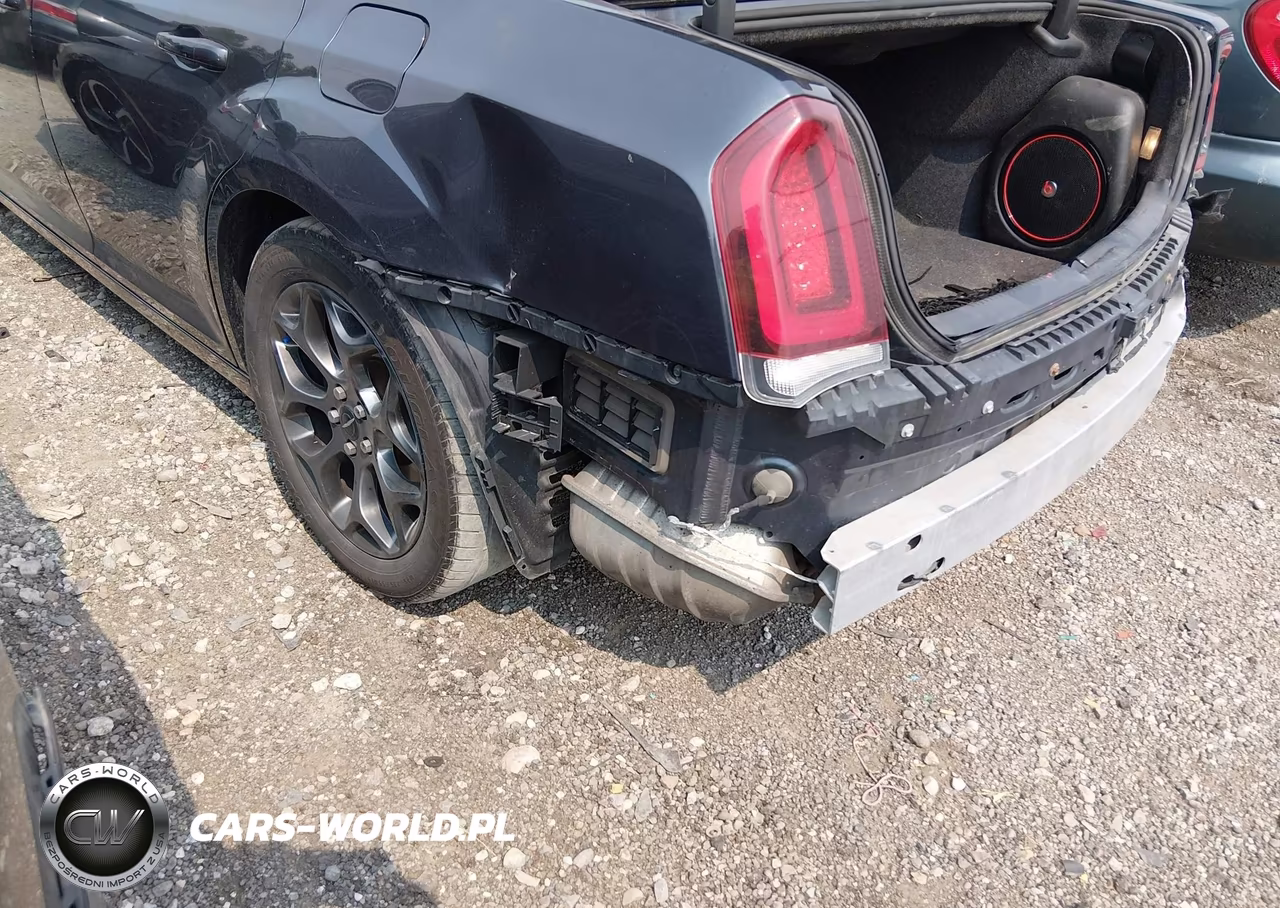 2016 Chrysler 300 300S VIN:2C3CCAGG6GH305252 - 18