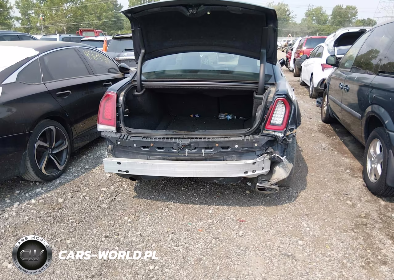 2016 Chrysler 300 300S VIN:2C3CCAGG6GH305252 - 6