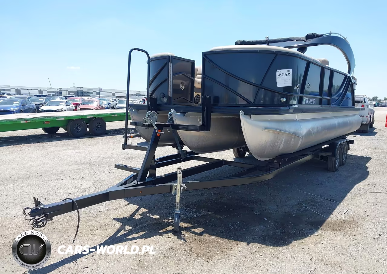 2018 Southbay 525 R VIN:FRUA4662F718 - 2