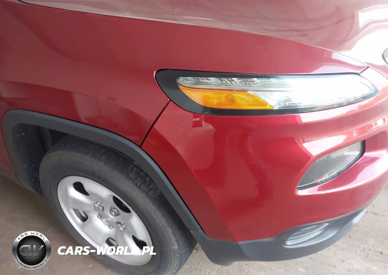 2015 Jeep Cherokee Sport VIN:1C4PJMAB3FW534201 - 6