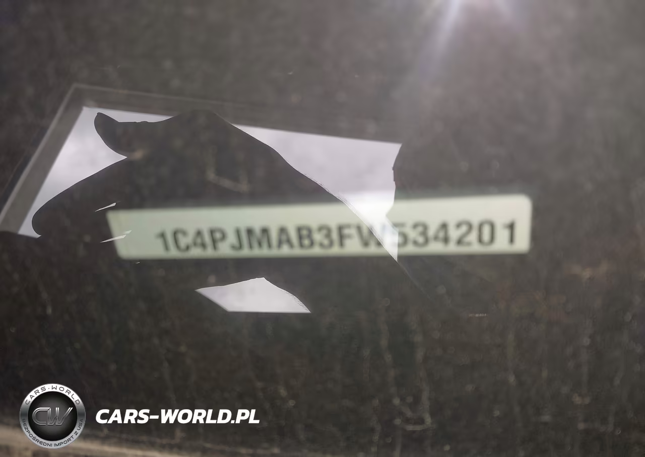 2015 Jeep Cherokee Sport VIN:1C4PJMAB3FW534201 - 9