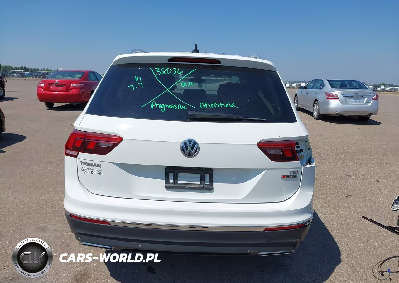 2018 Volkswagen Tiguan 2.0T Sel Premium VIN:3VV4B7AX8JM118653 - 17