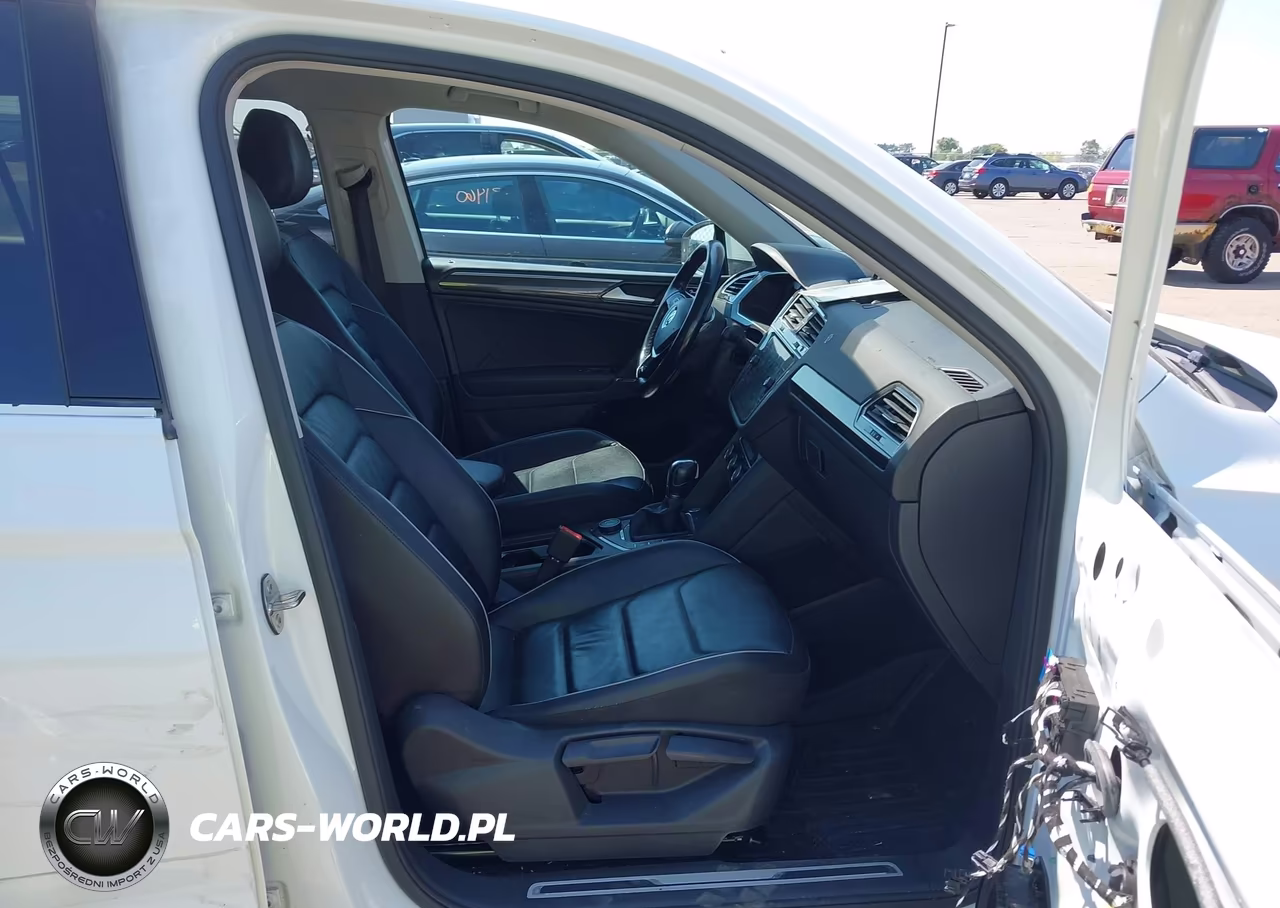 2018 Volkswagen Tiguan 2.0T Sel Premium VIN:3VV4B7AX8JM118653 - 5