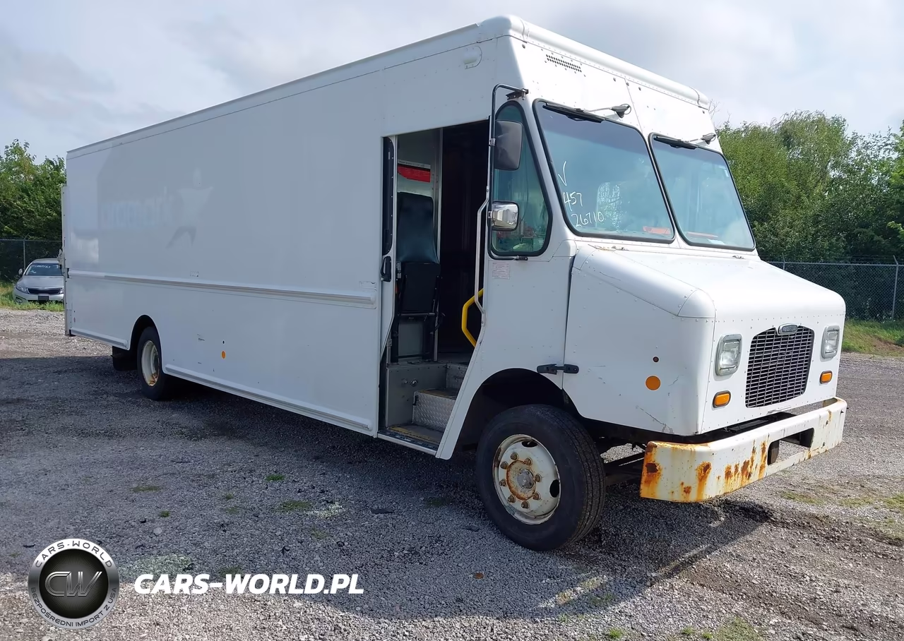 2012 Freightliner Chassis M Line Walk-In Van – zdjęcie 1 z 17