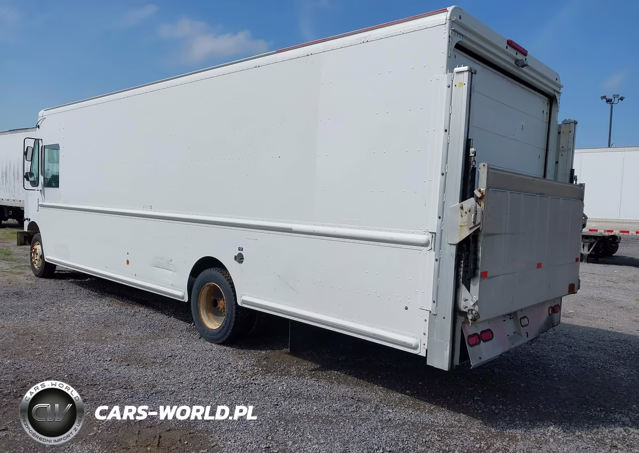2012 Freightliner Chassis M Line Walk-In Van VIN:4UZAC3DVXCCBE5496 - 3