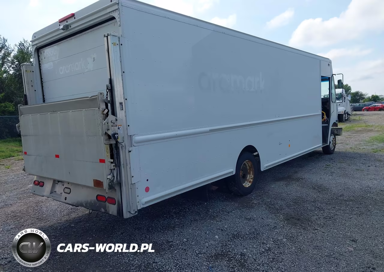 2012 Freightliner Chassis M Line Walk-In Van VIN:4UZAC3DVXCCBE5496 - 4