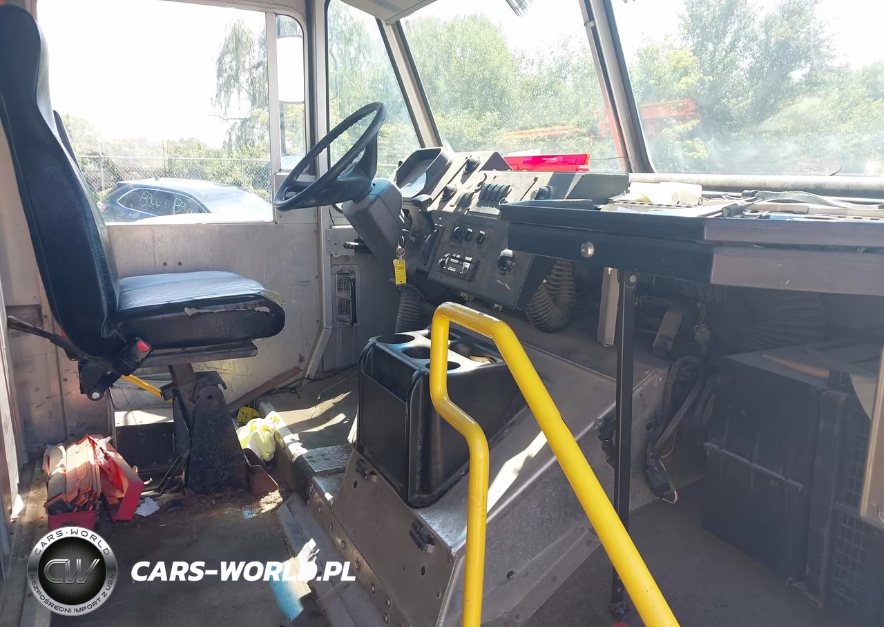 2012 Freightliner Chassis M Line Walk-In Van VIN:4UZAC3DVXCCBE5496 - 6