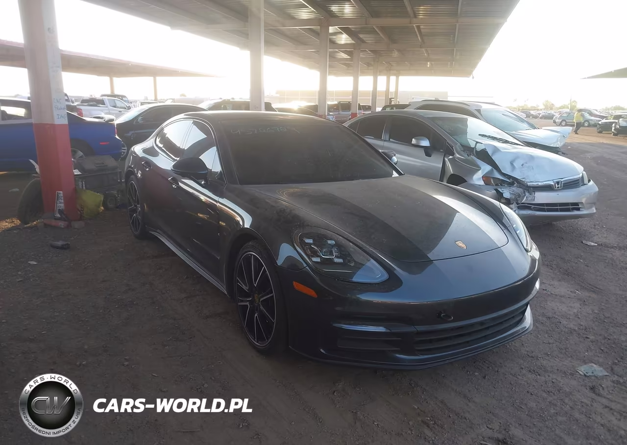 2018 Porsche Panamera 4 – zdjęcie 1 z 15
