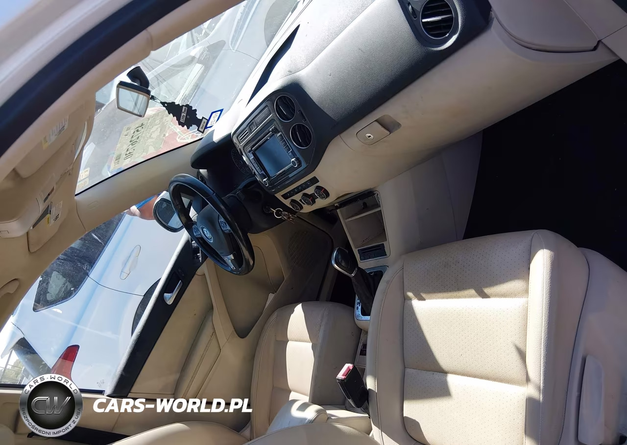 2015 Volkswagen Tiguan Se VIN:WVGAV7AX2FW607058 - 5
