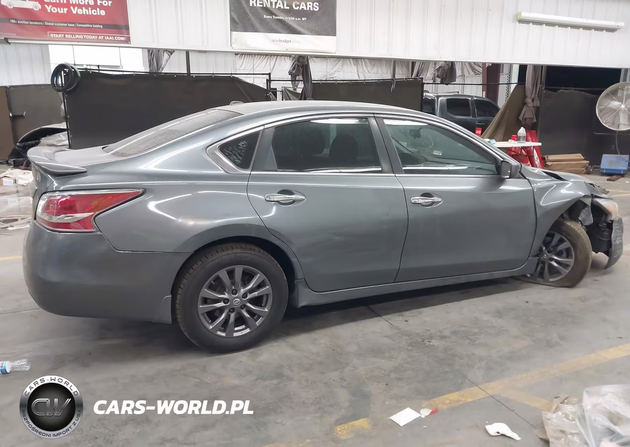 2015 Nissan Altima 2.5 S VIN:1N4AL3AP7FN891513 - 13