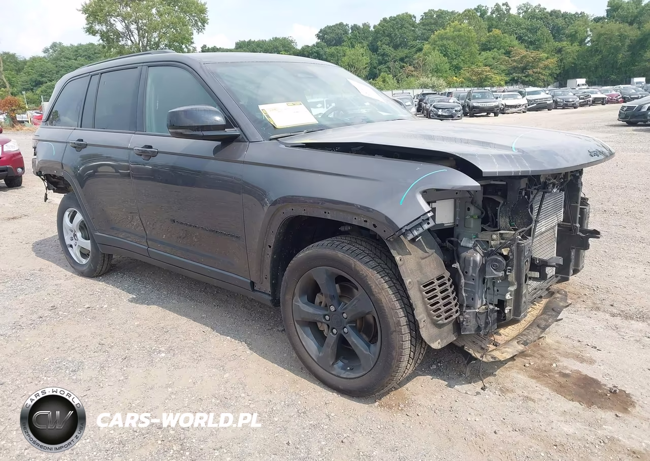 2023 Jeep Grand Cherokee Altitude 4X4 – zdjęcie 1 z 17