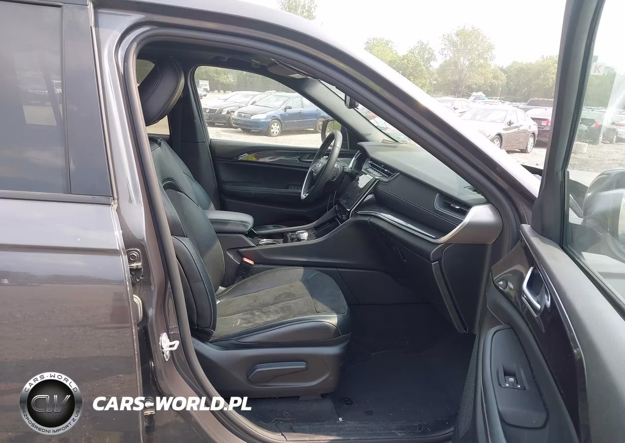 2023 Jeep Grand Cherokee Altitude 4X4 VIN:1C4RJHAG5P8104624 - 5