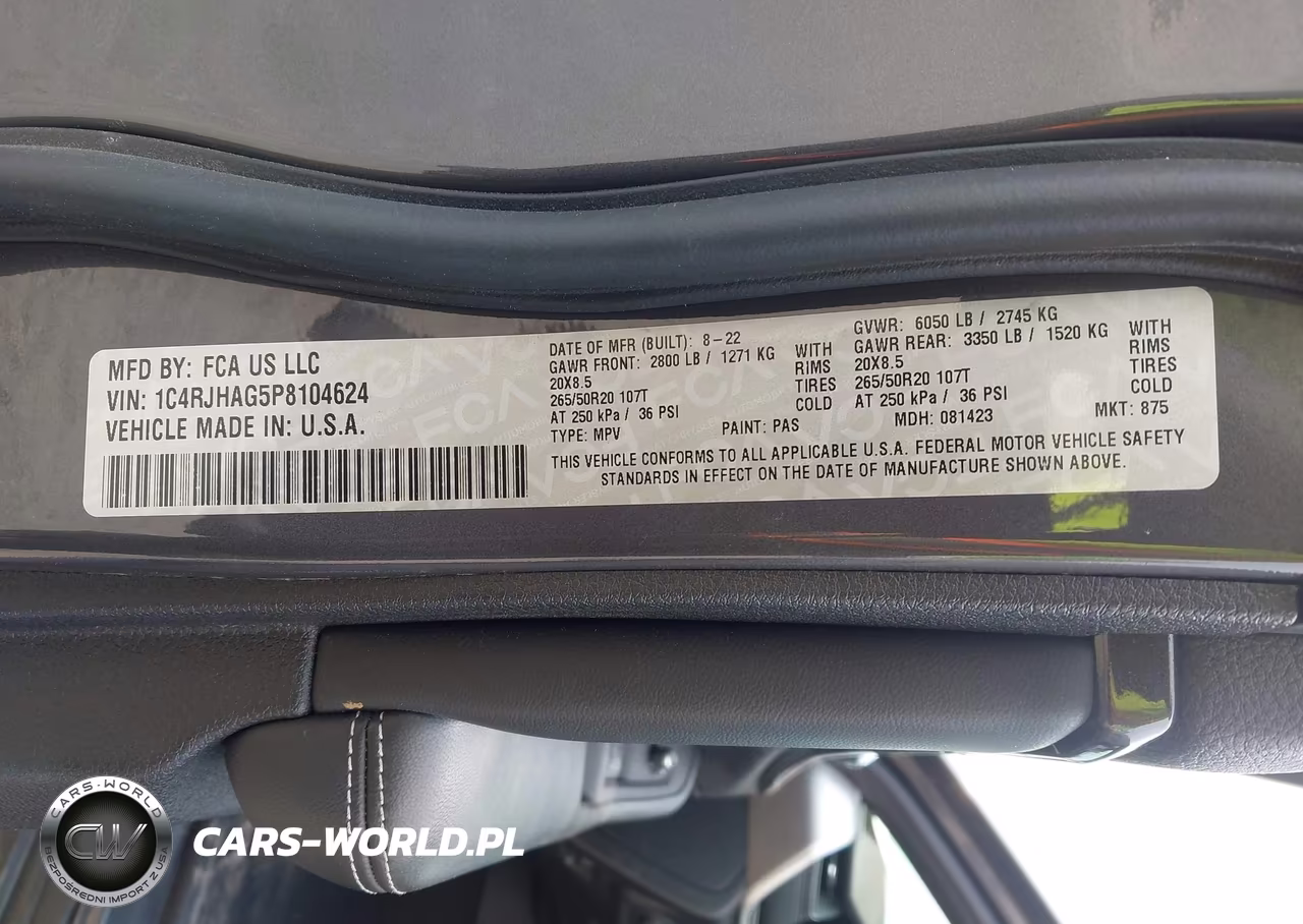 2023 Jeep Grand Cherokee Altitude 4X4 VIN:1C4RJHAG5P8104624 - 9