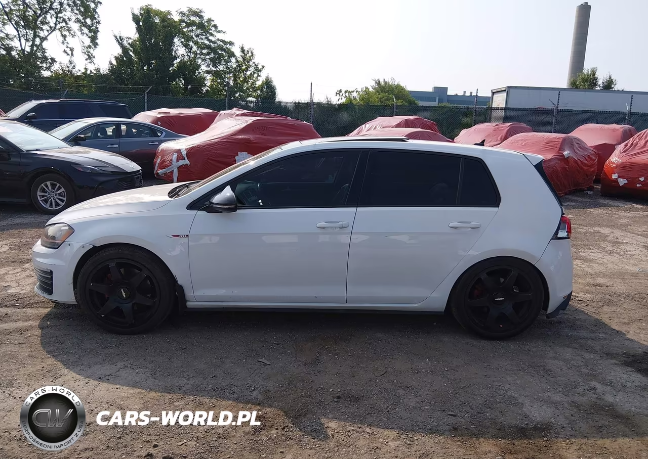 2015 Volkswagen Golf Gti 2.0T Se 4-Door VIN:3VW4T7AU0FM084567 - 14