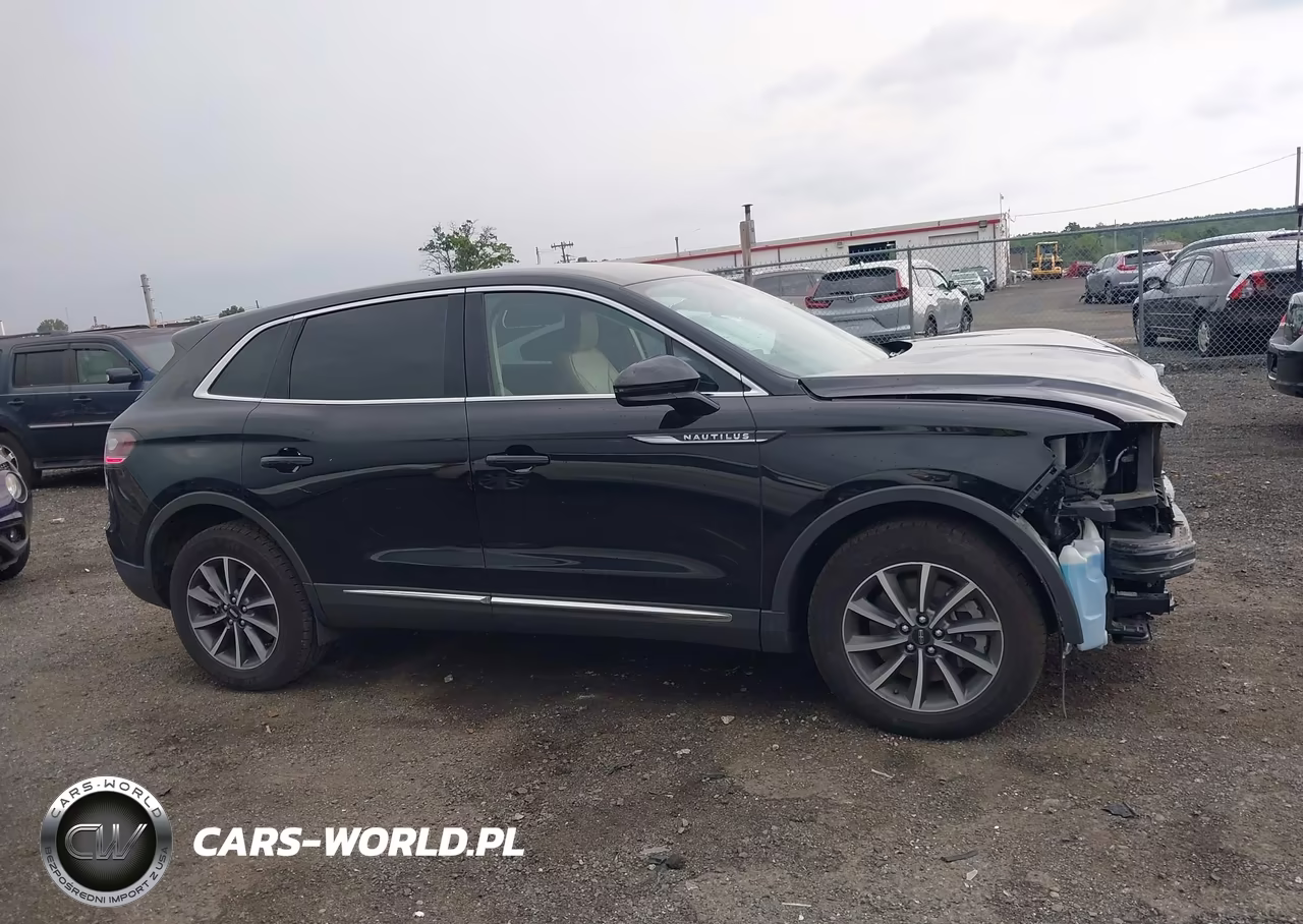 2022 Lincoln Nautilus Standard VIN:2LMPJ8J94NBL18748 - 13