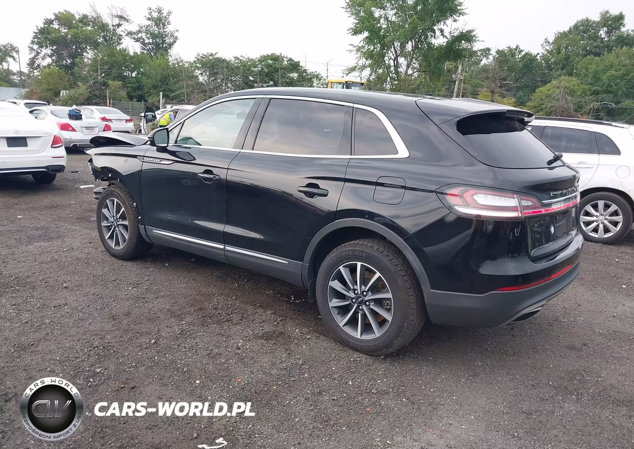2022 Lincoln Nautilus Standard VIN:2LMPJ8J94NBL18748 - 3