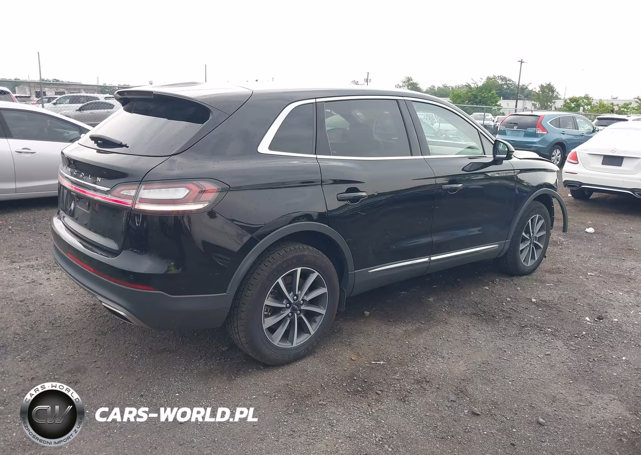 2022 Lincoln Nautilus Standard VIN:2LMPJ8J94NBL18748 - 4