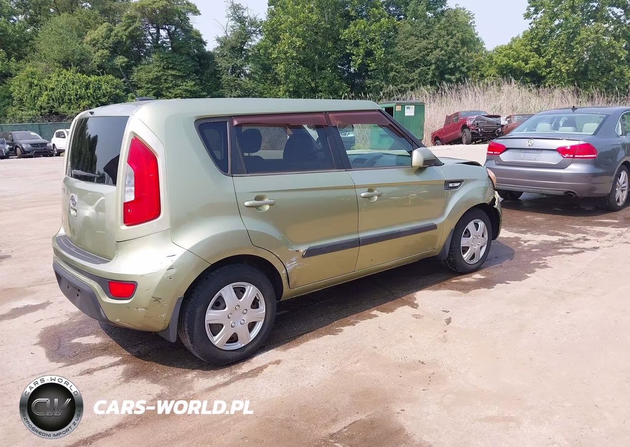 2012 Kia Soul VIN:KNDJT2A50C7473622 - 4