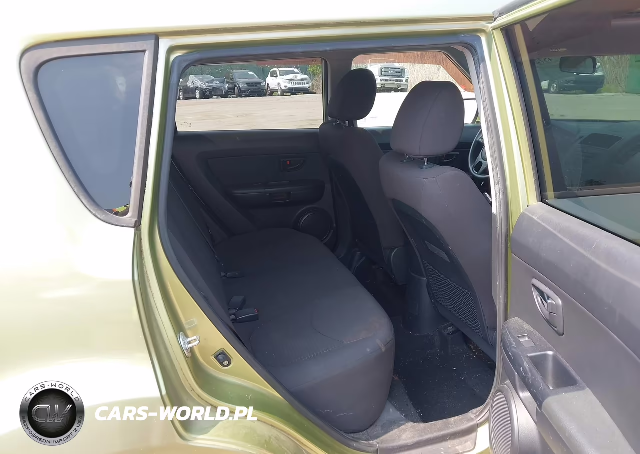 2012 Kia Soul VIN:KNDJT2A50C7473622 - 8