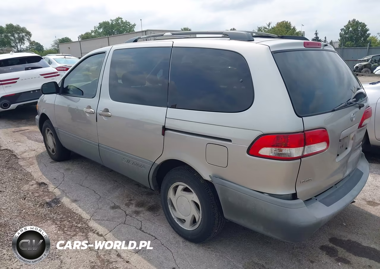 2001 Toyota Sienna Le VIN:4T3ZF13C01U383713 - 3