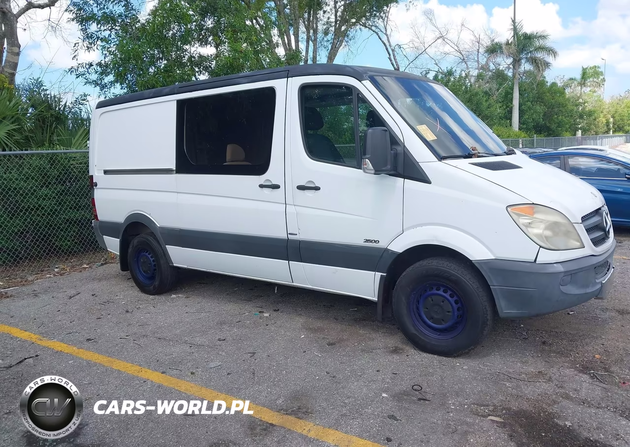 2012 Mercedes-Benz Sprinter 2500 Normal Roof