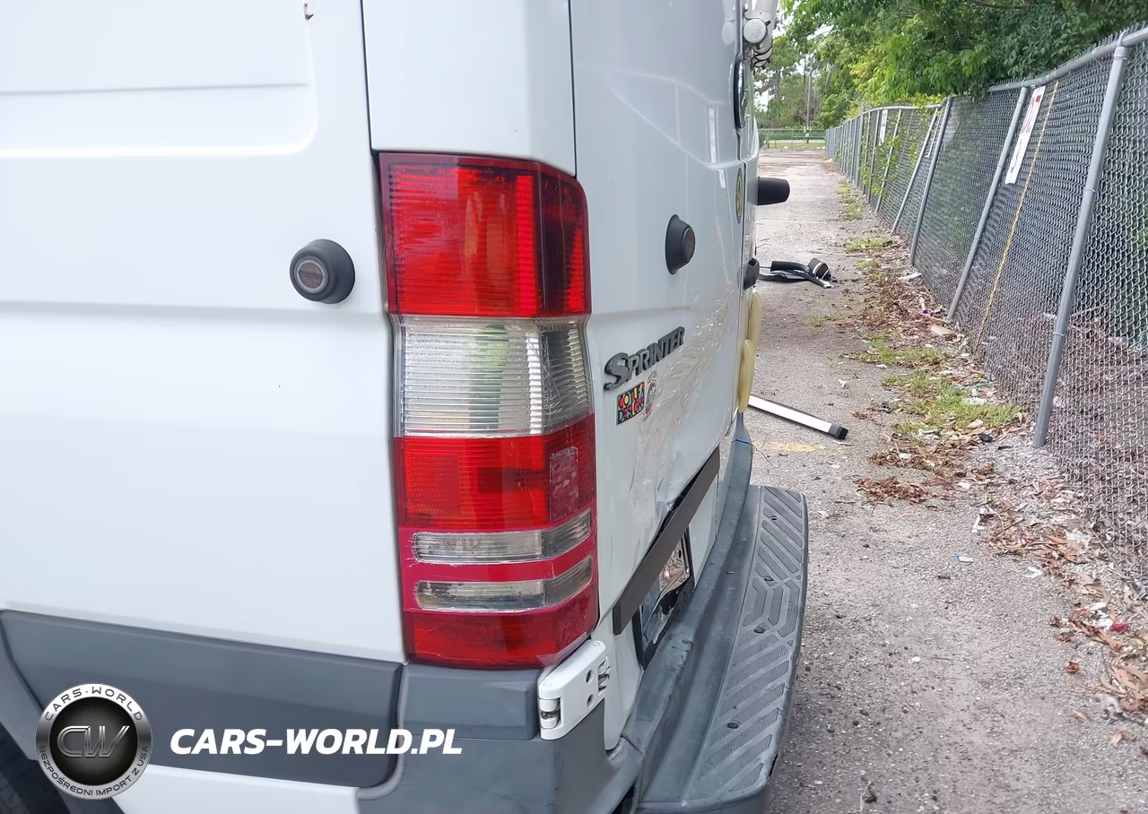 2012 Mercedes-Benz Sprinter 2500 Normal Roof VIN:WD3PE7CC0C5653153 - 17