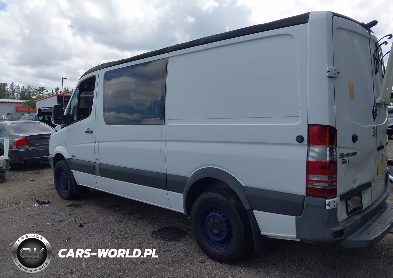 2012 Mercedes-Benz Sprinter 2500 Normal Roof VIN:WD3PE7CC0C5653153 - 3