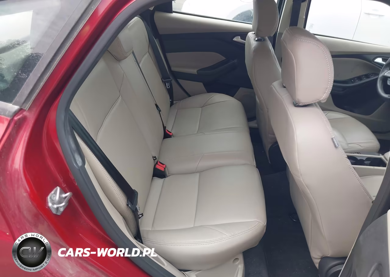 2015 Ford Focus Se VIN:1FADP3K24FL318729 - 8