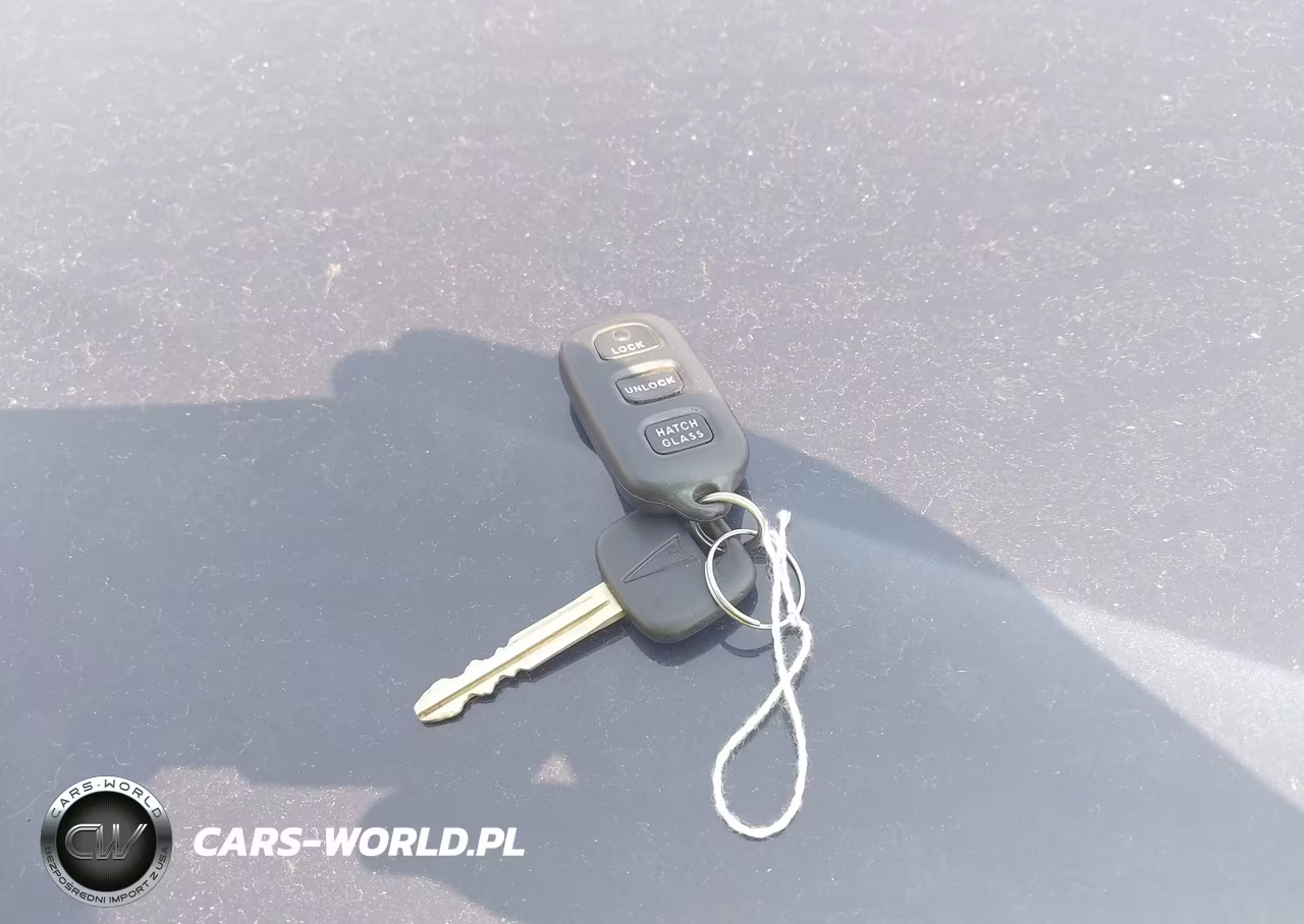 2008 Pontiac Vibe VIN:5Y2SL65848Z421213 - 11