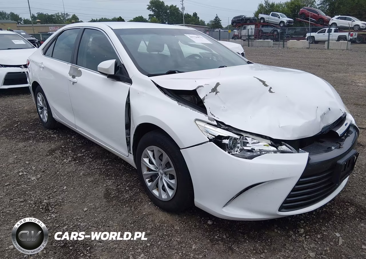 2015 Toyota Camry Le