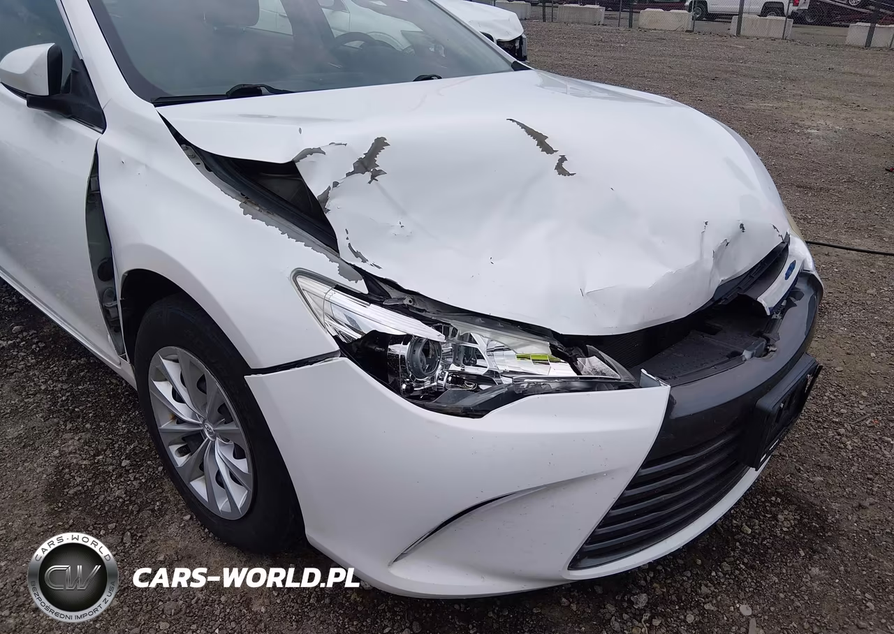 2015 Toyota Camry Le VIN:4T4BF1FKXFR473235 - 6