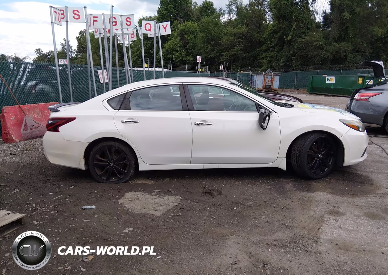 2017 Nissan Altima 2.5 Sr VIN:1N4AL3AP5HC199149 - 13